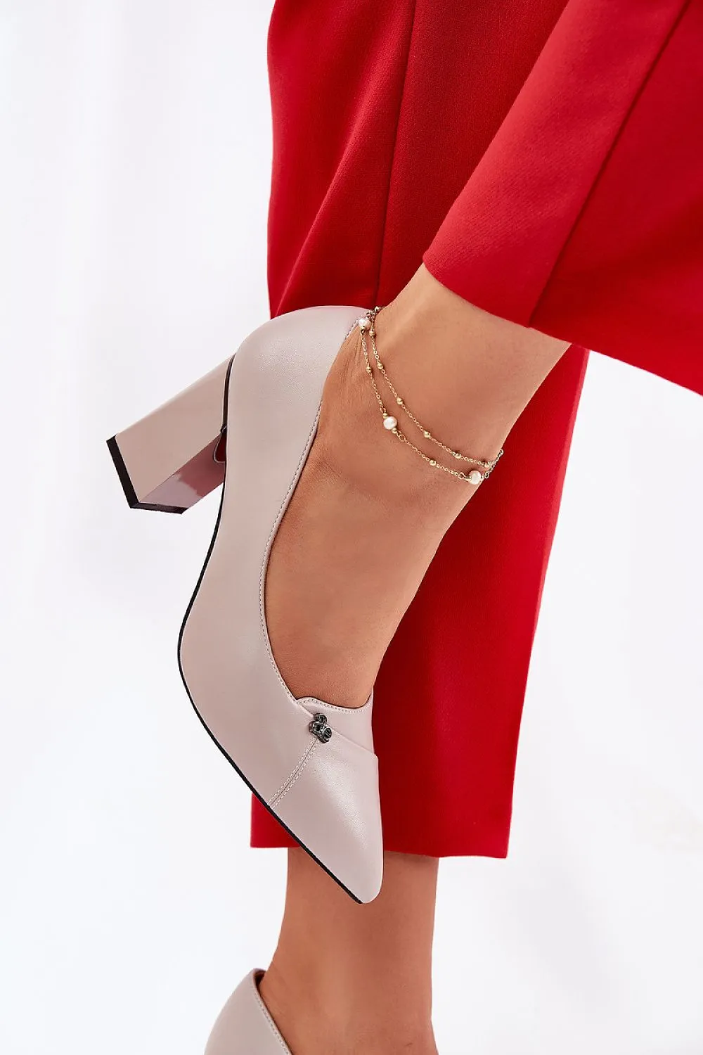 Block heel pumps Step in style