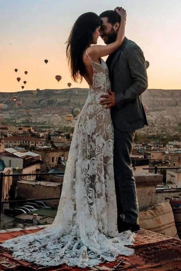 Boho Rose Lace Sweetheart Spaghetti Strap Beach Wedding Dresses, MW511