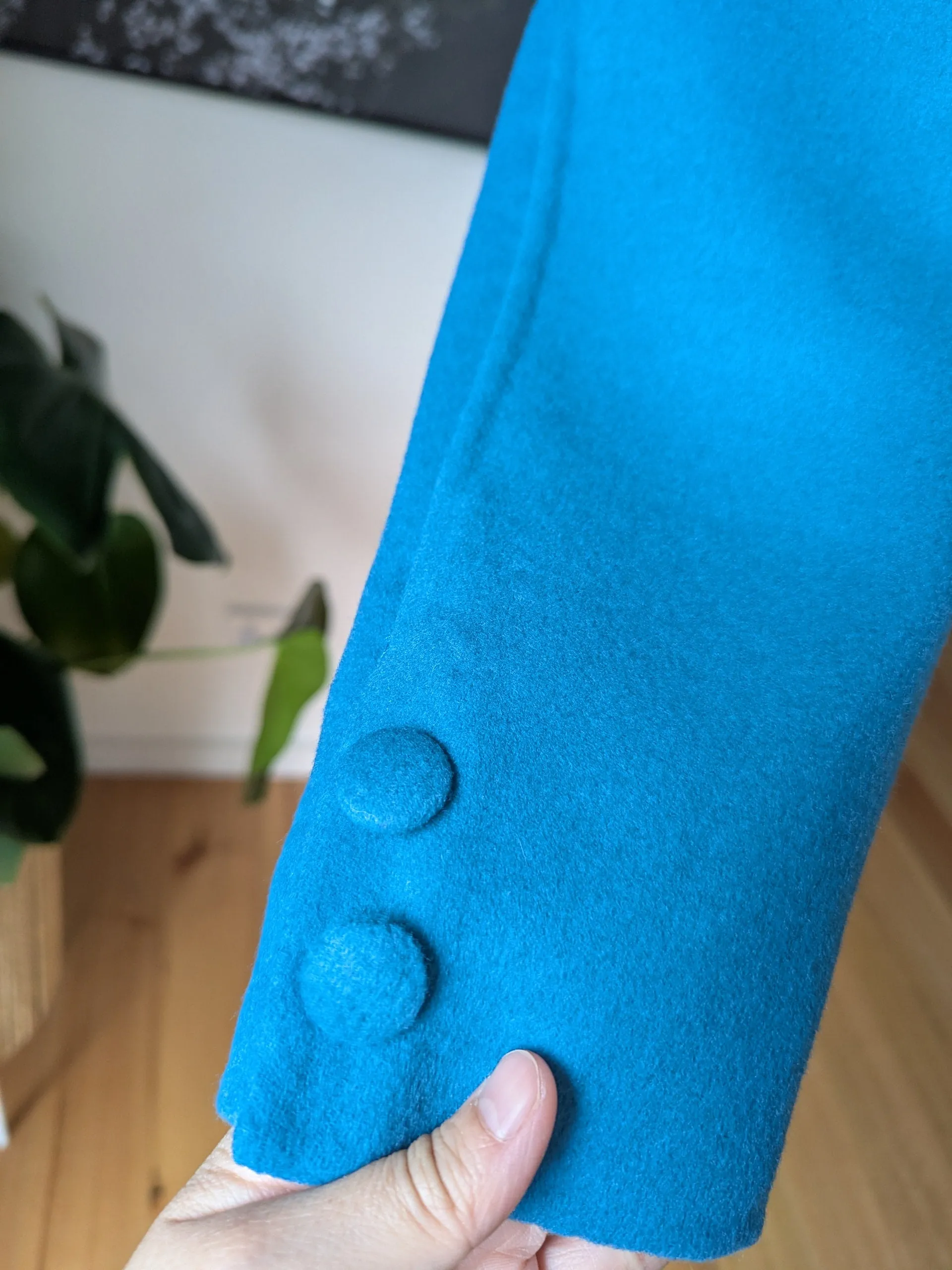Brand New Wool Coat Size 8-10 FREE SHIPPING High Quality Wool 103