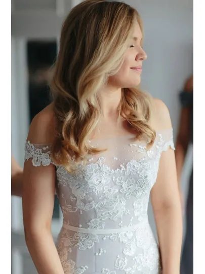 Button Mermaid Wedding Dress