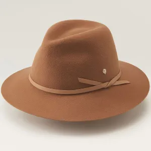 Carly Fedora