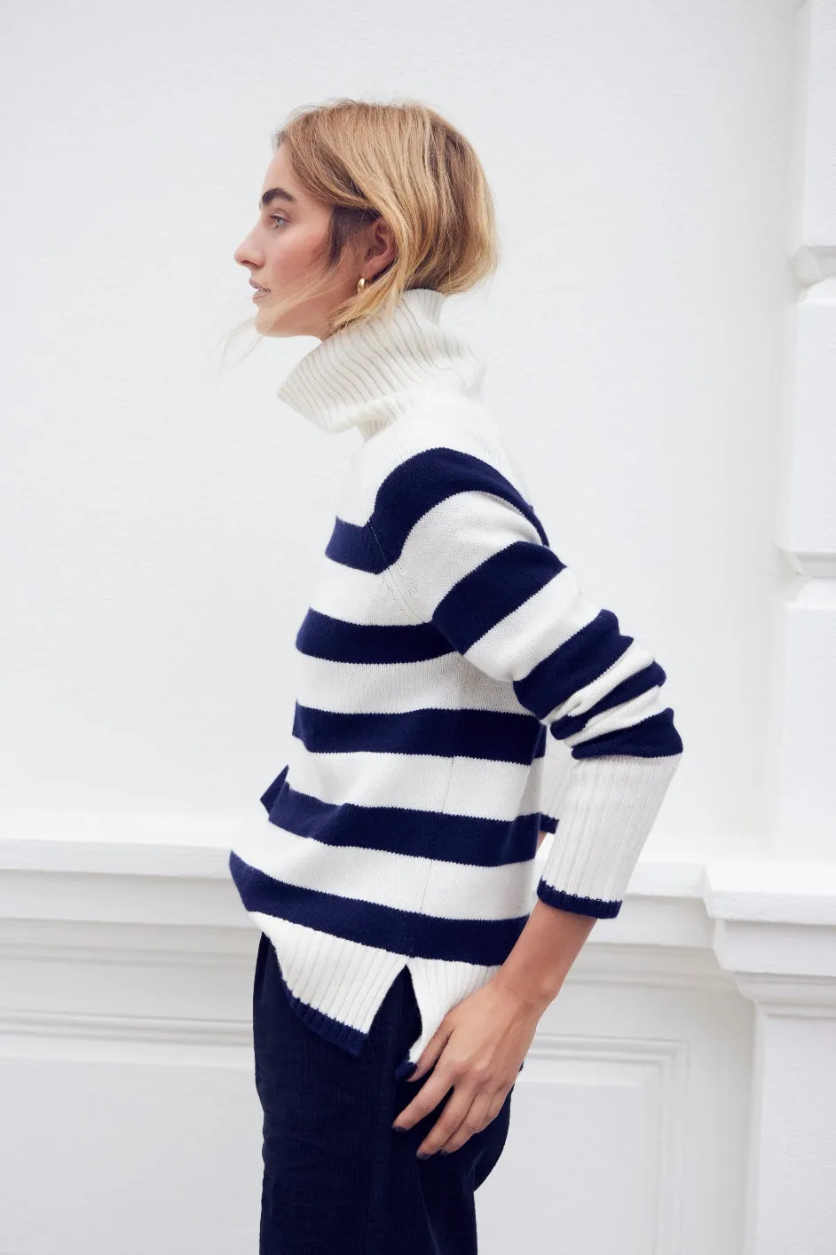 Cecily Roll Neck Jumper - Ivory/Midnight