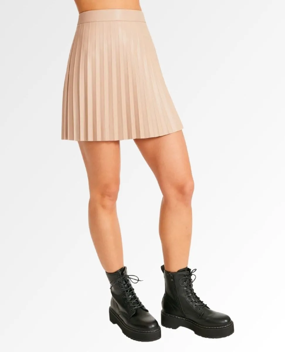 Come Correct Skirt Tan