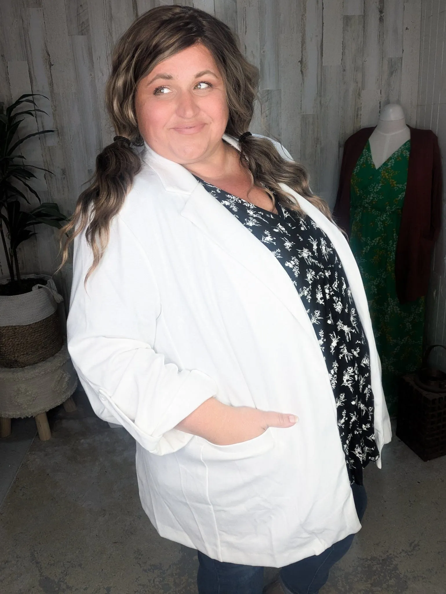 Darby Collared Blazer w/Pockets   Stretch (2 Colors)