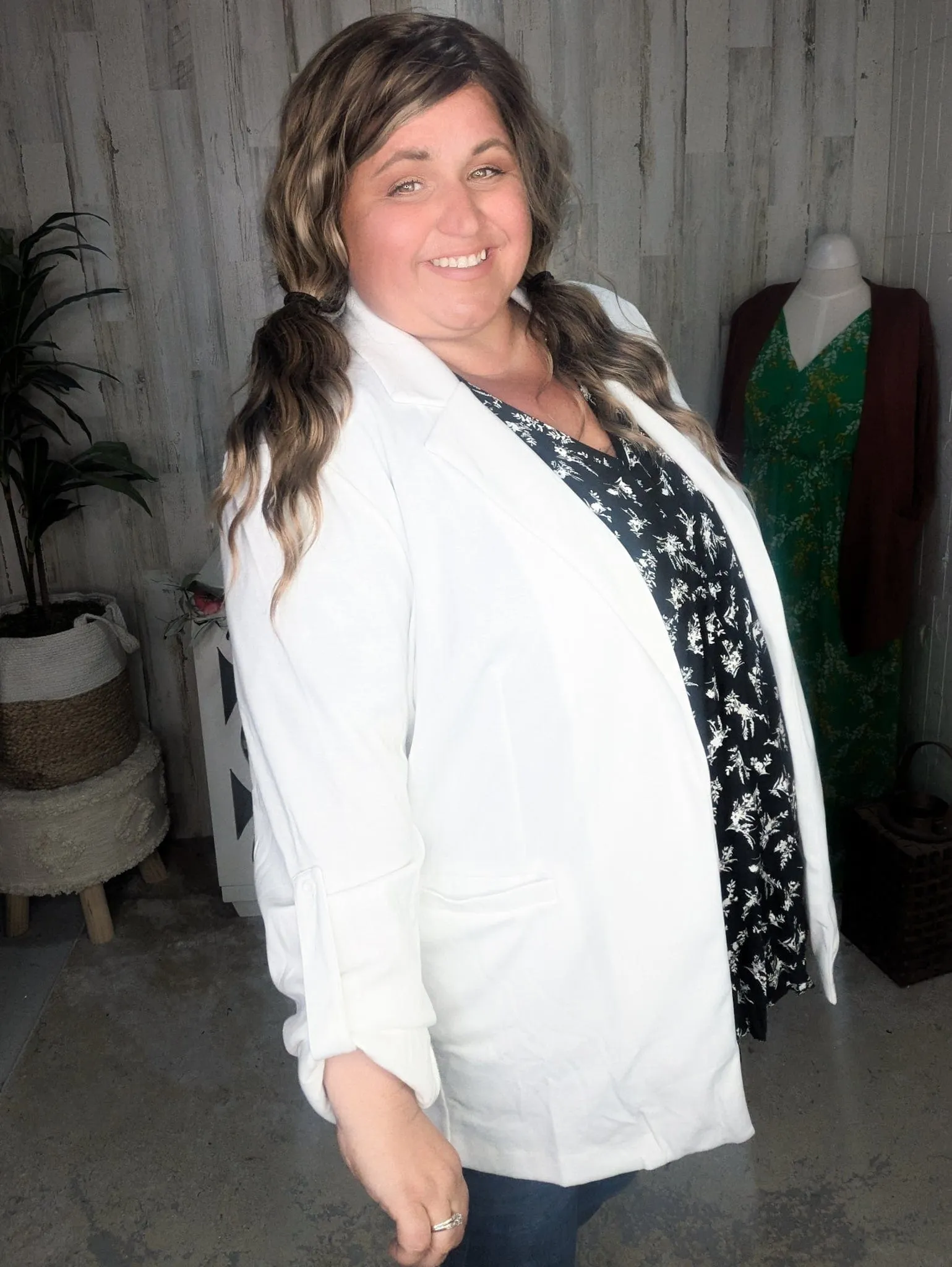 Darby Collared Blazer w/Pockets   Stretch (2 Colors)