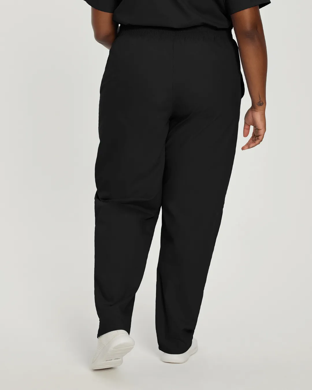 Essentials Women's Tapered-Leg Scrub Pants - 8320