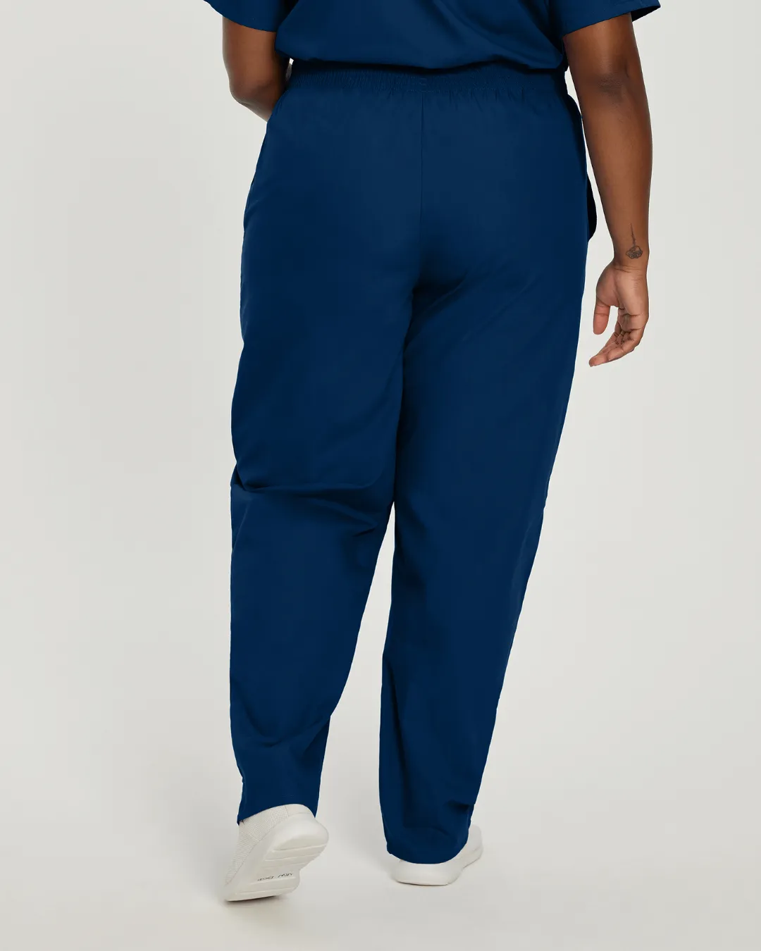 Essentials Women's Tapered-Leg Scrub Pants - 8320
