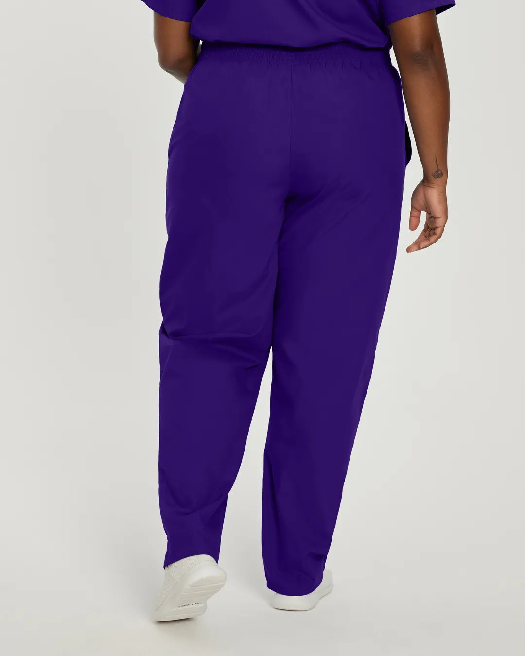 Essentials Women's Tapered-Leg Scrub Pants - 8320