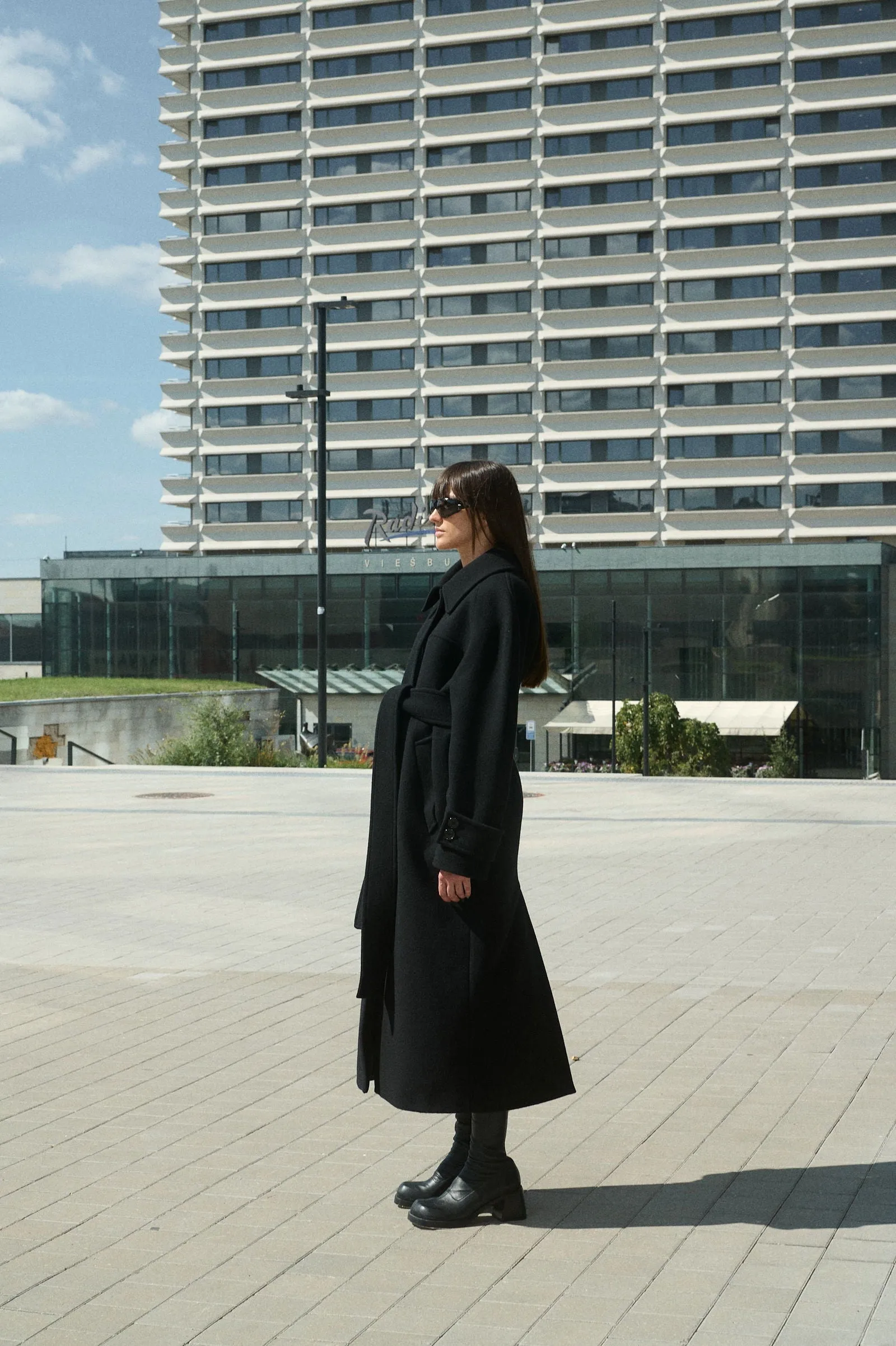 HENRI LONG WOOL COAT WITH RAGLAN SLEEVES