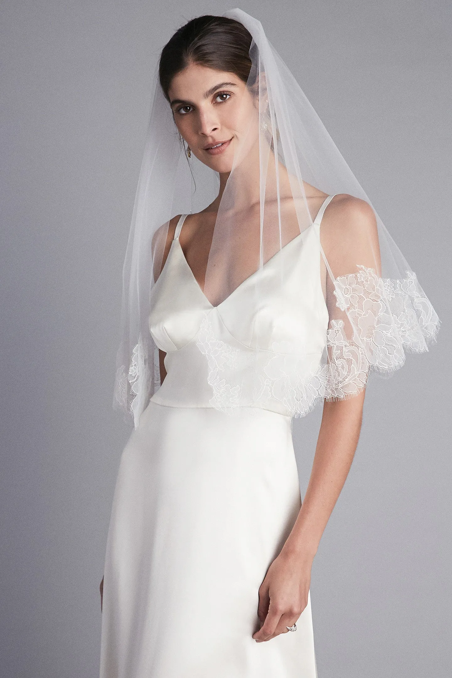 Lace Trimmed Blusher Veil