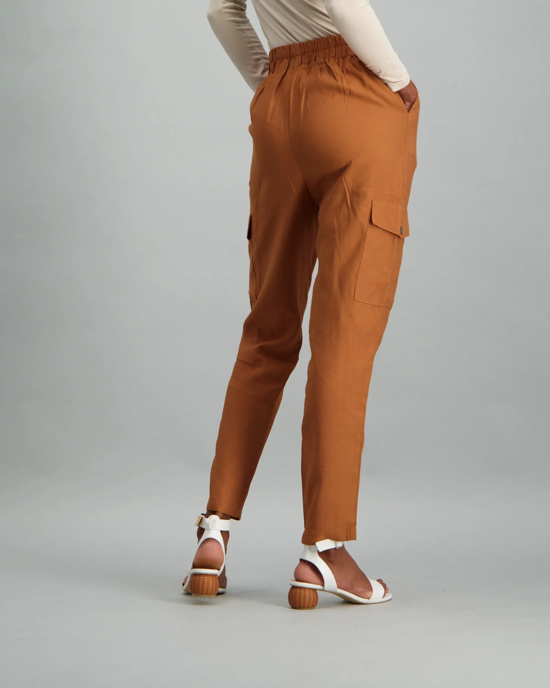 Ladies Cargo Tapered Trouser - Tan