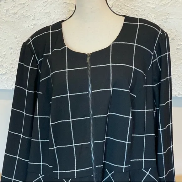 Lane Bryant Peplum Zip Front Jacket Window Pane Black White Career Sz 28 NWT.