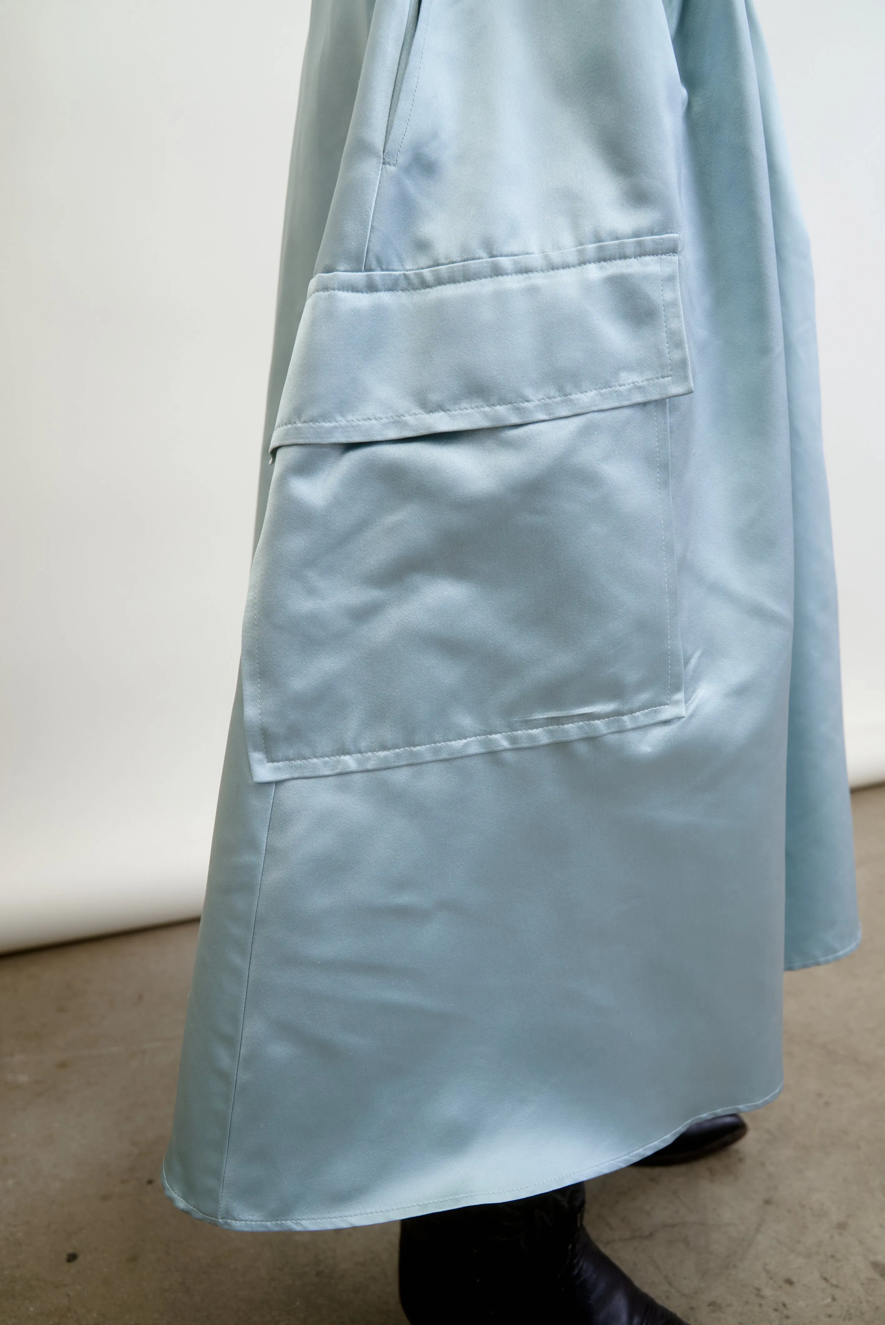 LE CARGO | light blue satin