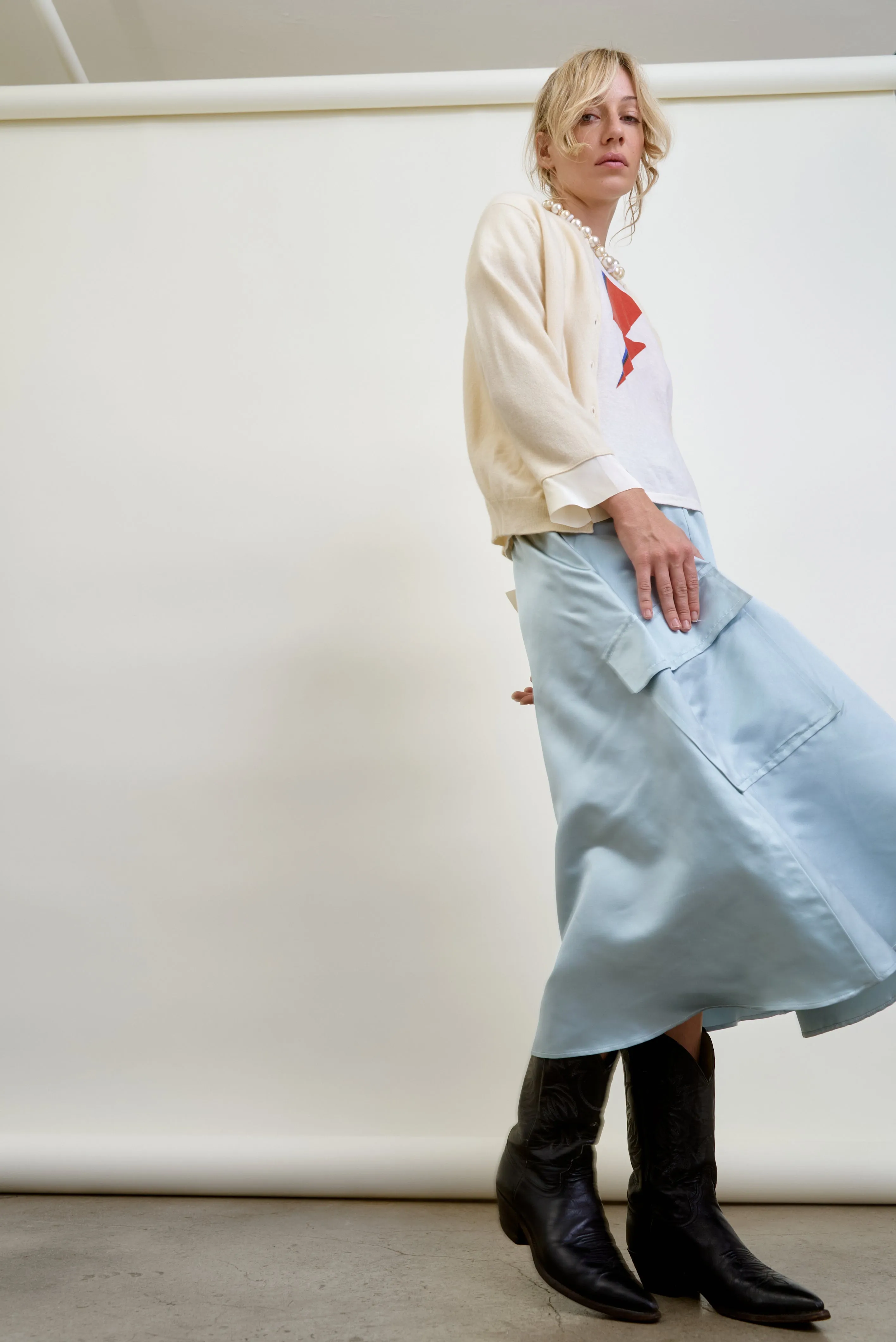LE CARGO | light blue satin
