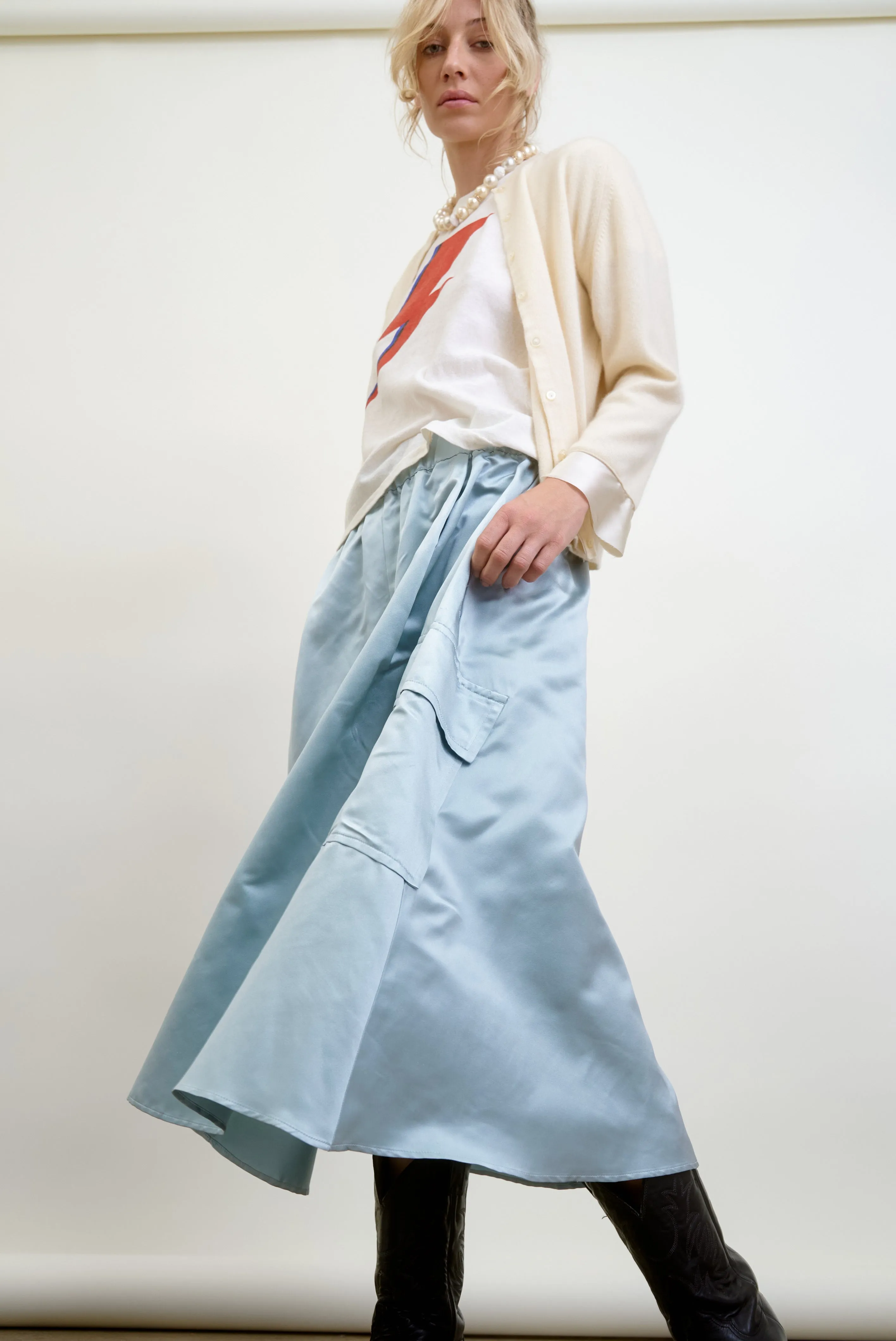LE CARGO | light blue satin