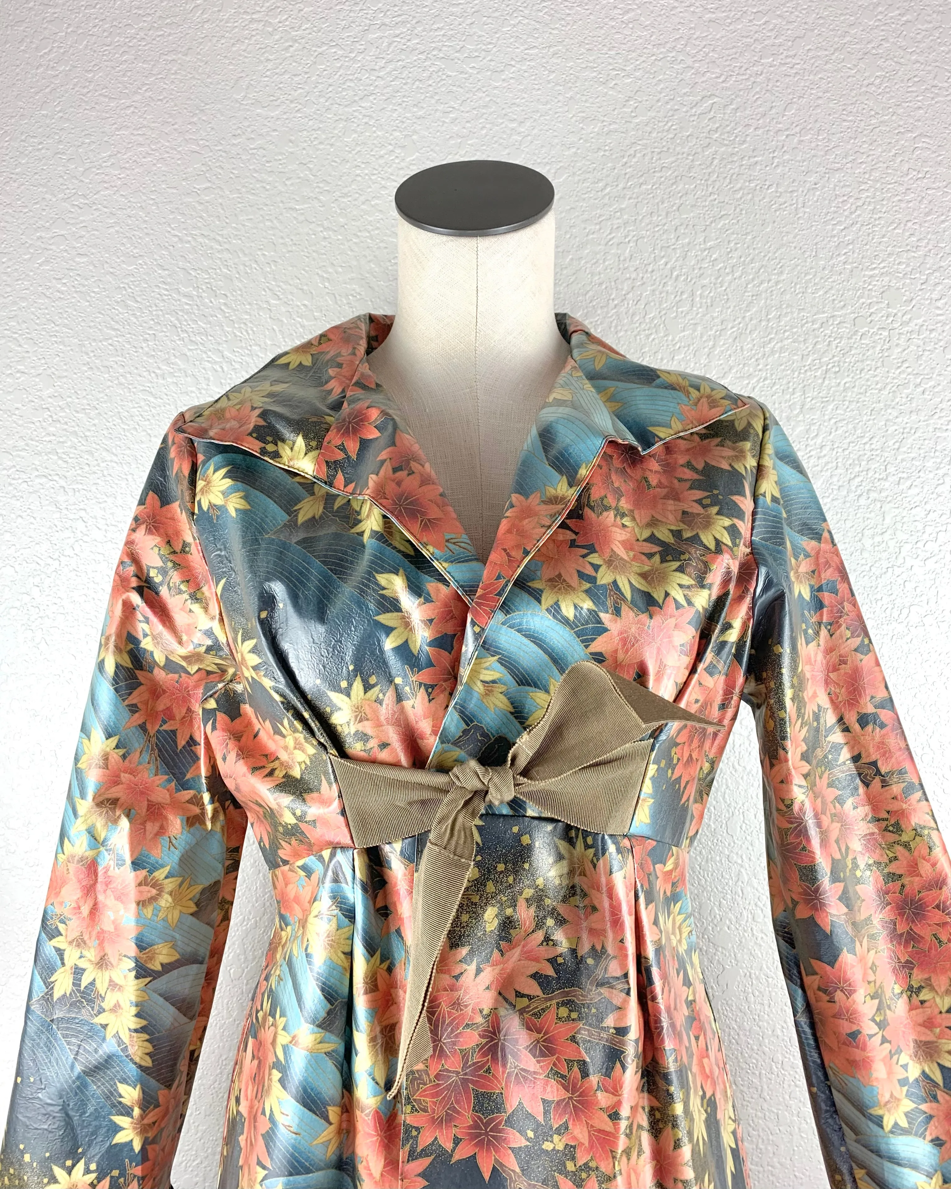 Leaf Printed Raincoat size XS