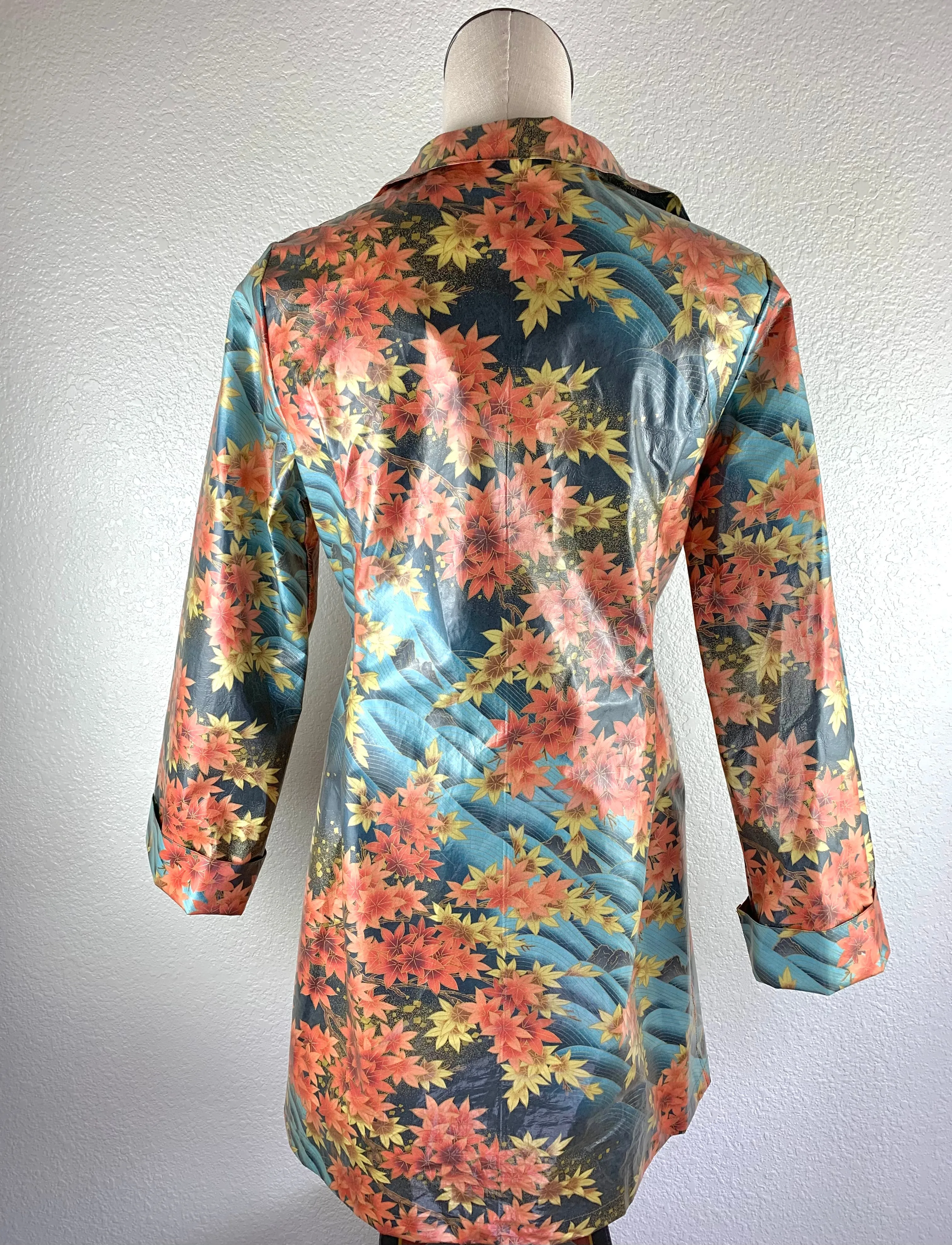 Leaf Printed Raincoat size XS