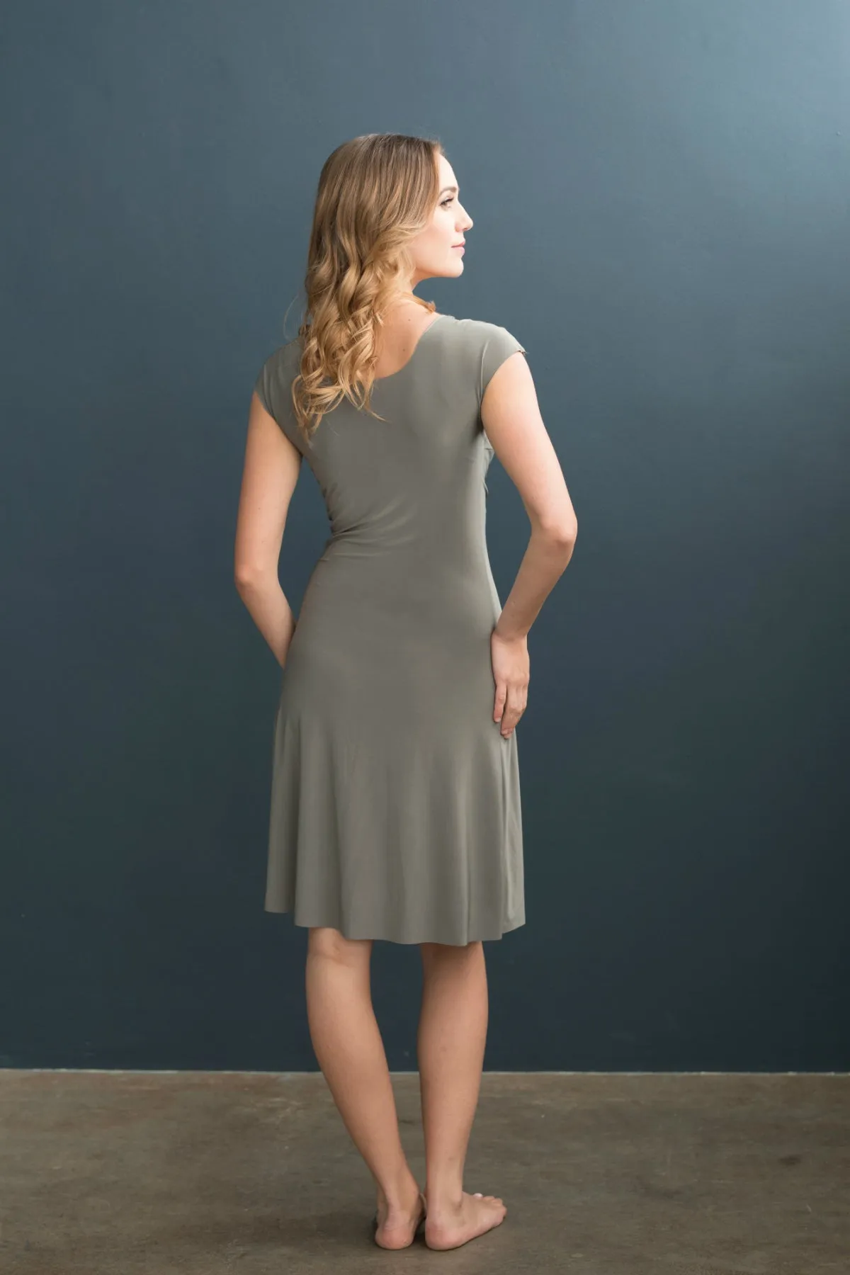 Lizzy Slip Cap Sleeve V-Neck Dress Slip - LE ♥