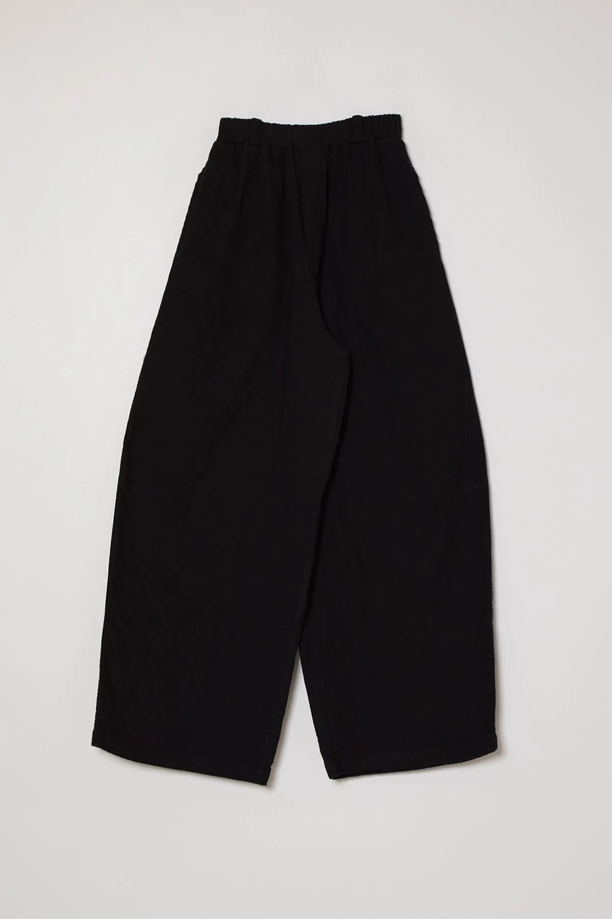 Mikia Pant