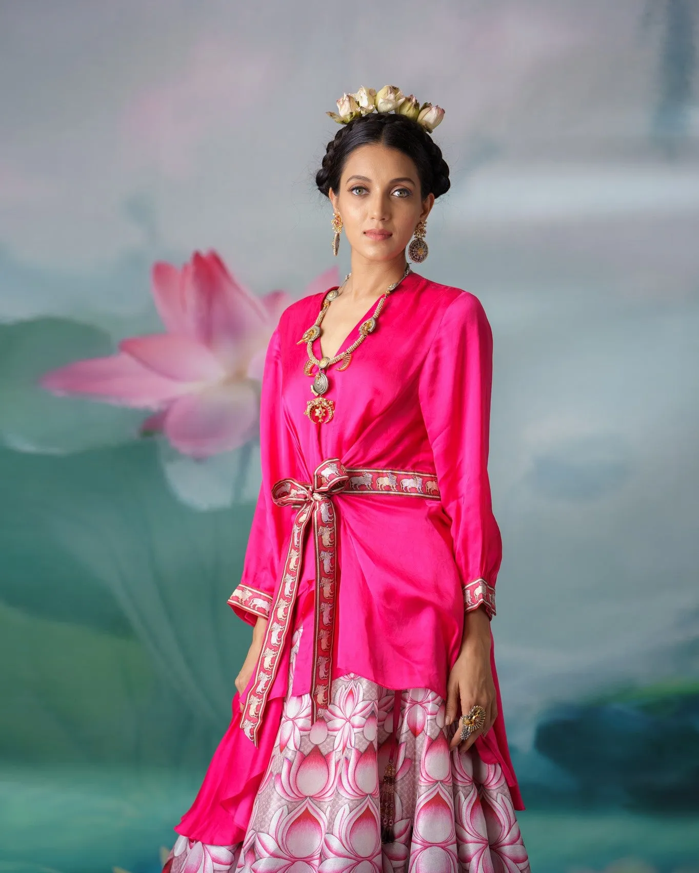 Pichwai : Gomti Leela - Fuchsia/Beige