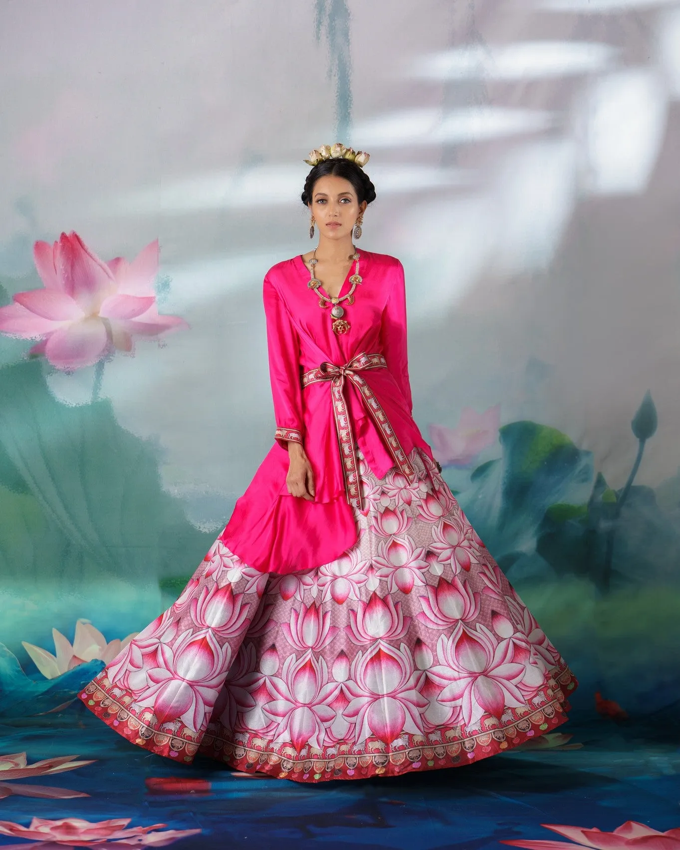 Pichwai : Gomti Leela - Fuchsia/Beige