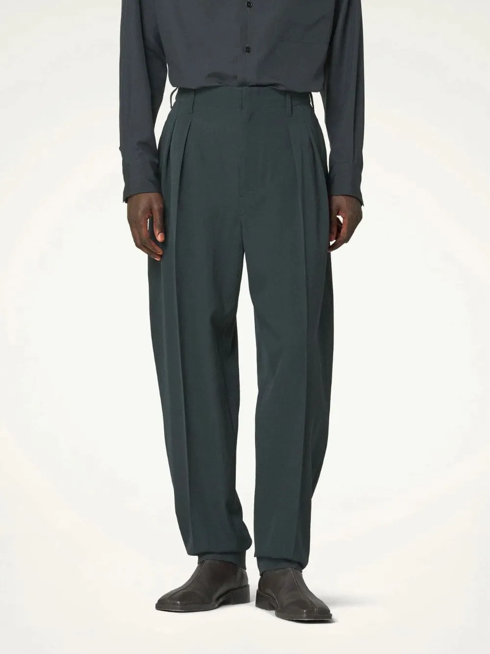 Pleated Tapered Wool Pants