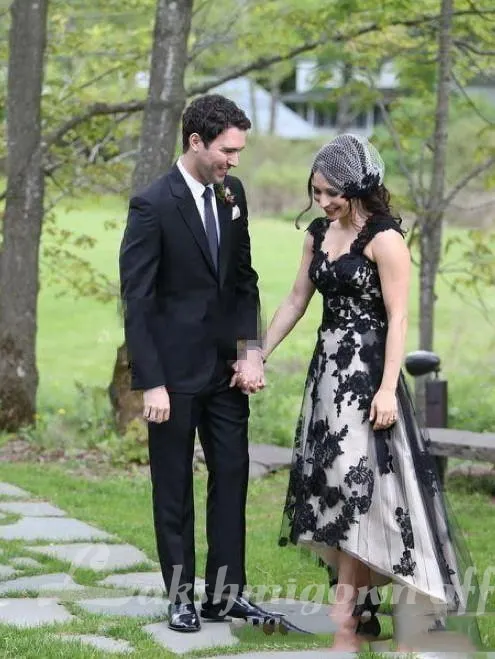 Roycebridal Country Lace Hi-lo Wedding Dresses Sexy Gothic Black Long Garden Bridal Gowns A-line Boho Vintage Wedding Gowns