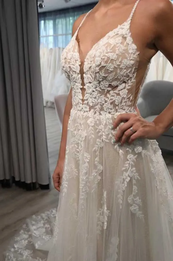 Roycebridal Ivory Tulle A-line V-neck Spaghetti Straps Lace Appliques Wedding Dresses, MW739