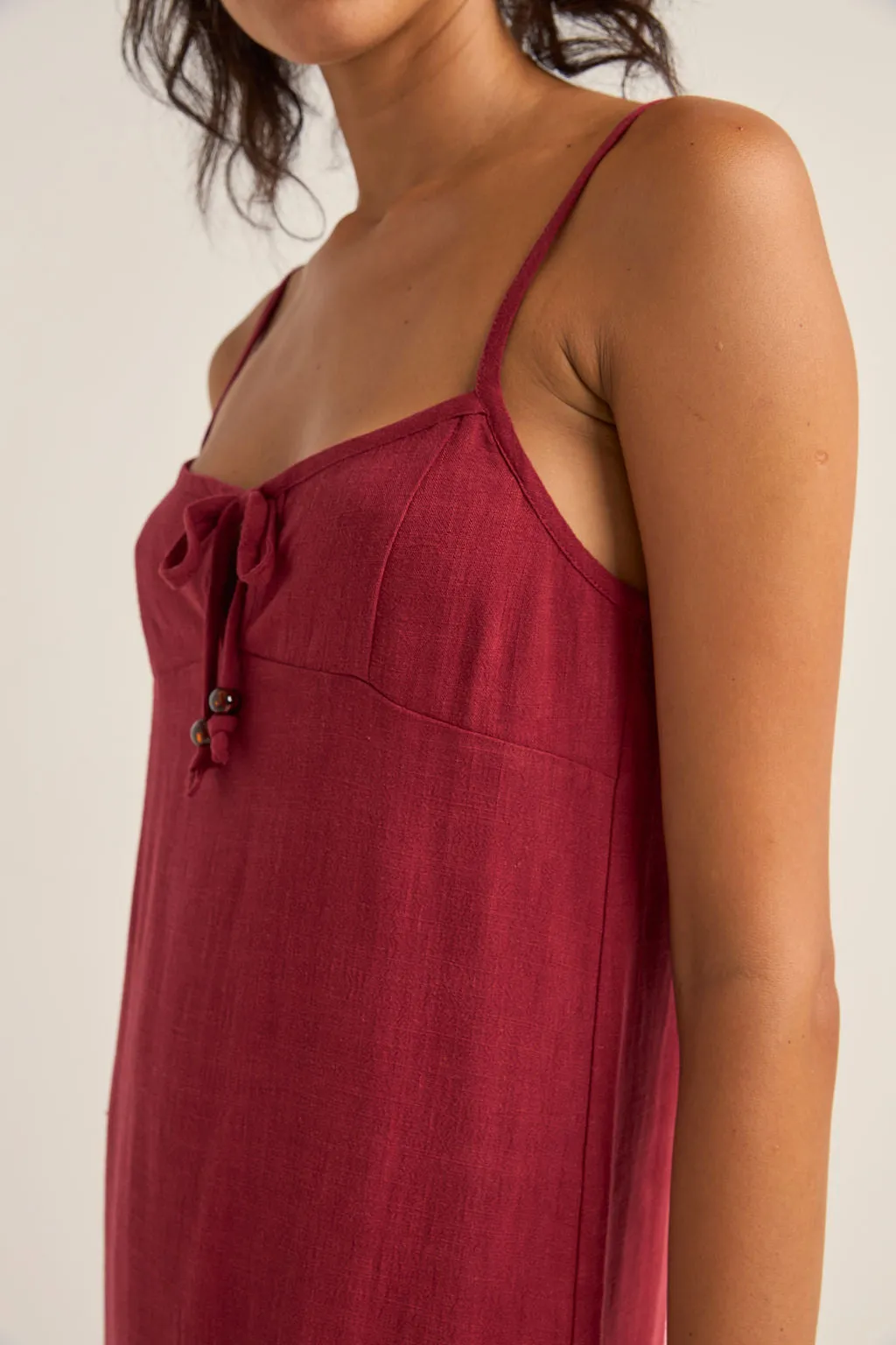 SEACOAST KEYHOLE SLIP DRESS - SANGRIA