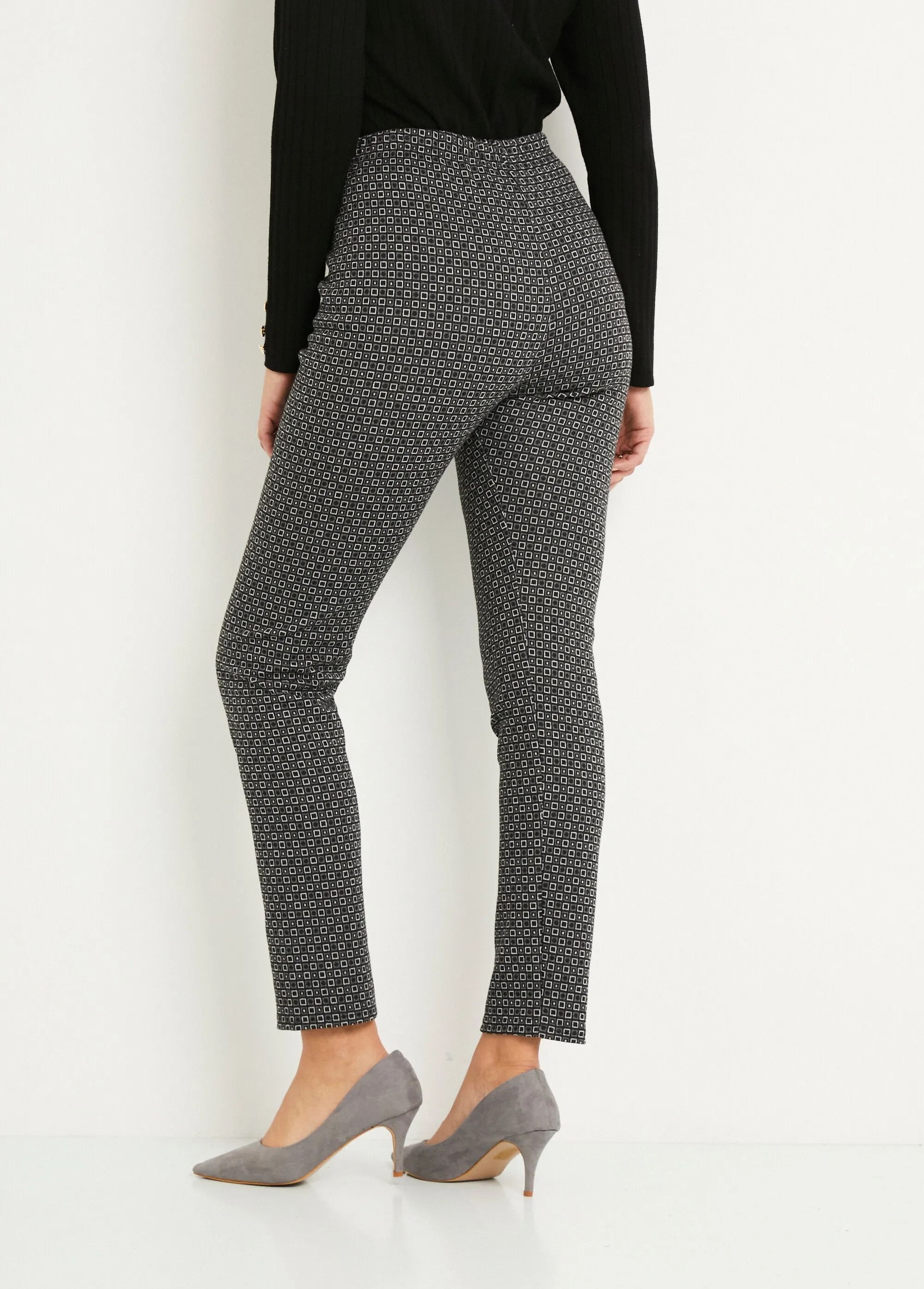 Straight tapered pants with elasticated waist in jacquard