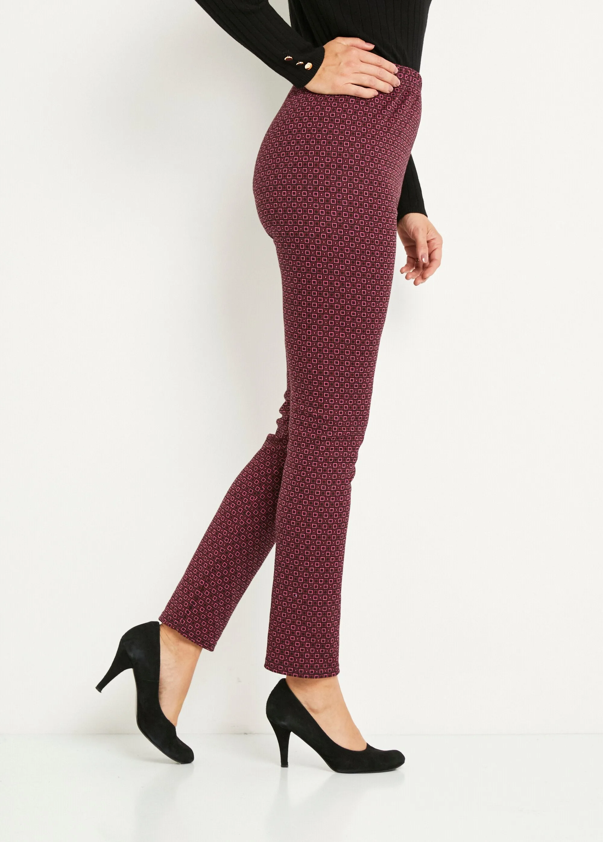 Straight tapered pants with elasticated waist in jacquard