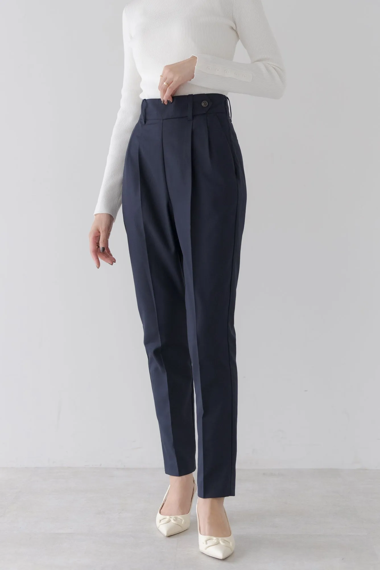 テーパードベルトパンツ｜TAPERED BELT PANTS