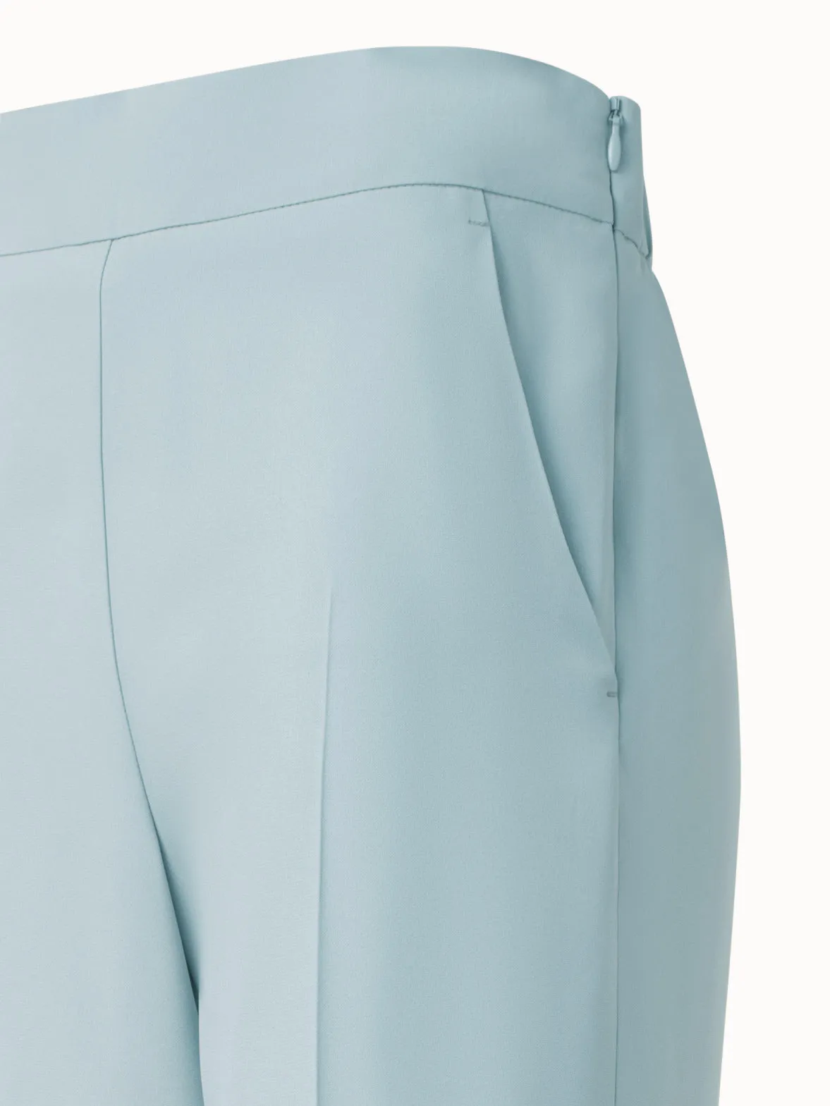 Tapered Pants with Elastic Back