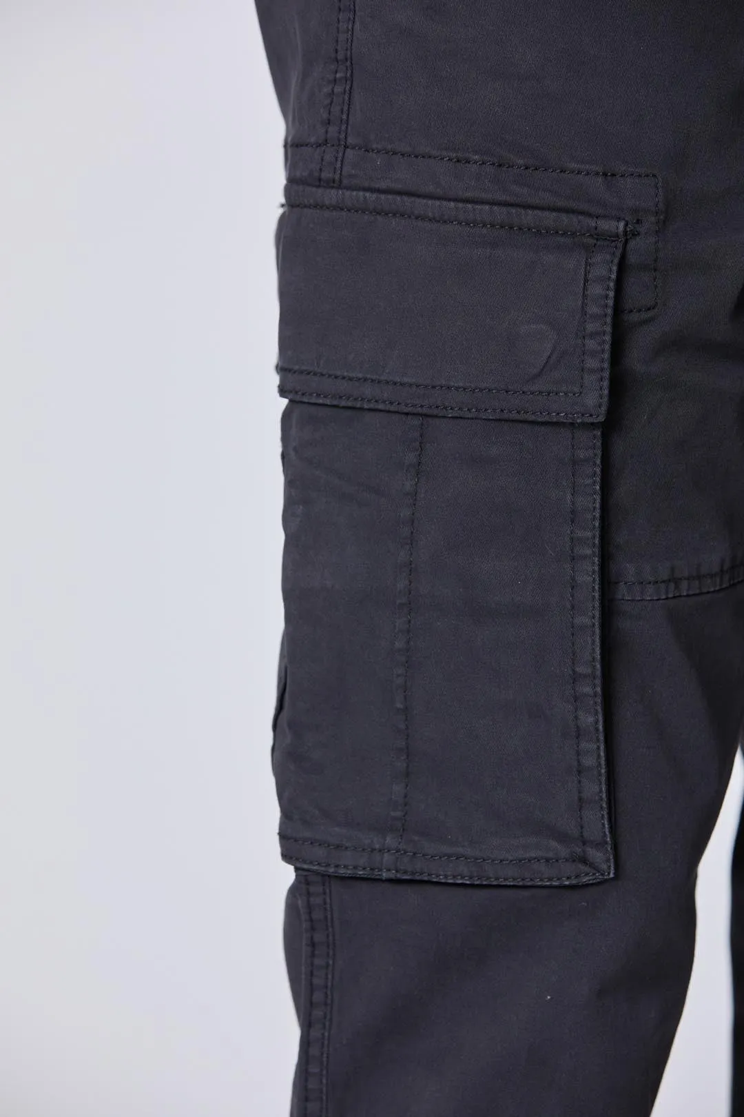 Tapered twill cargo pants