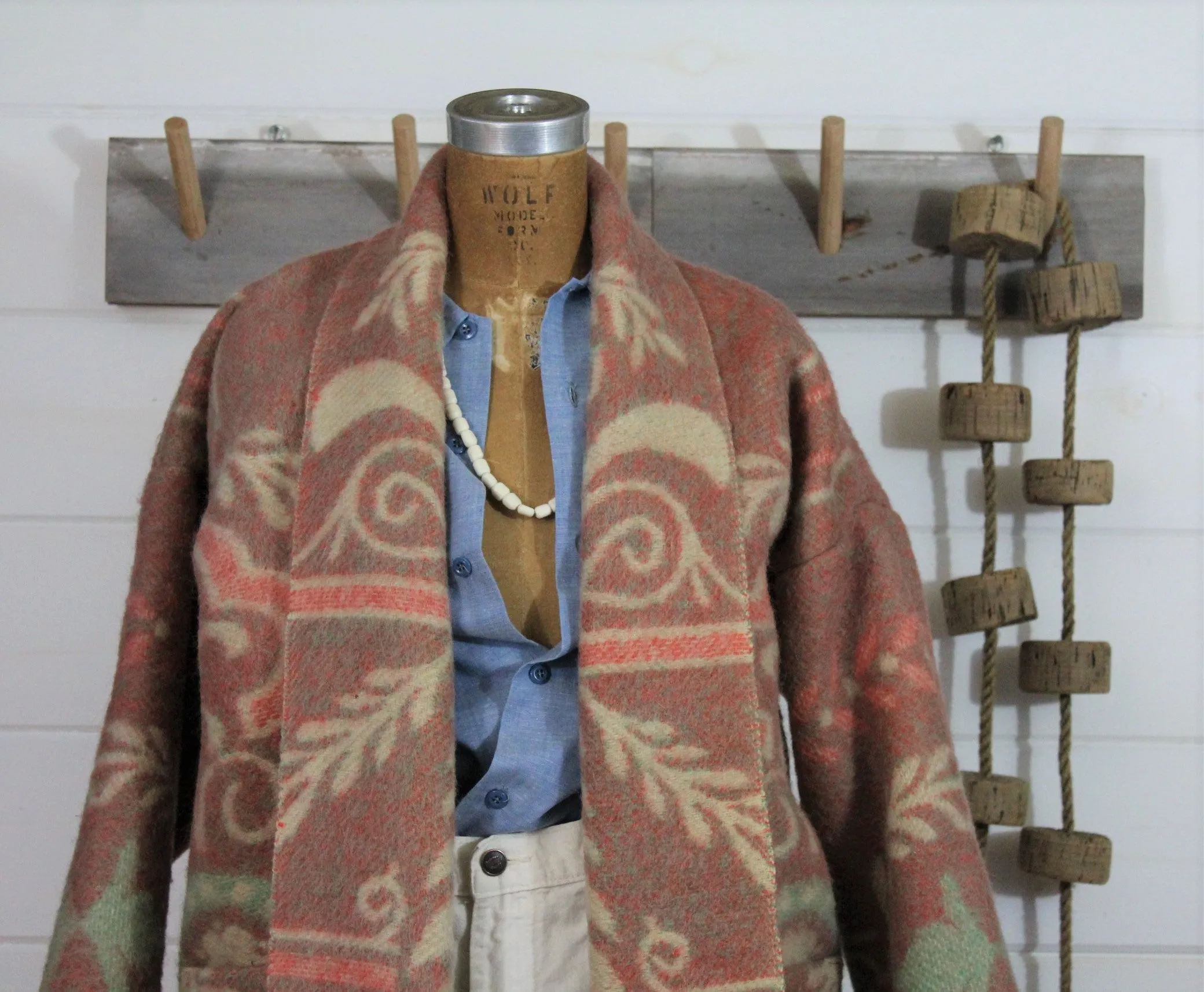 The Highlands Foundry Rose Floral Heritage Blanket Coat THF140