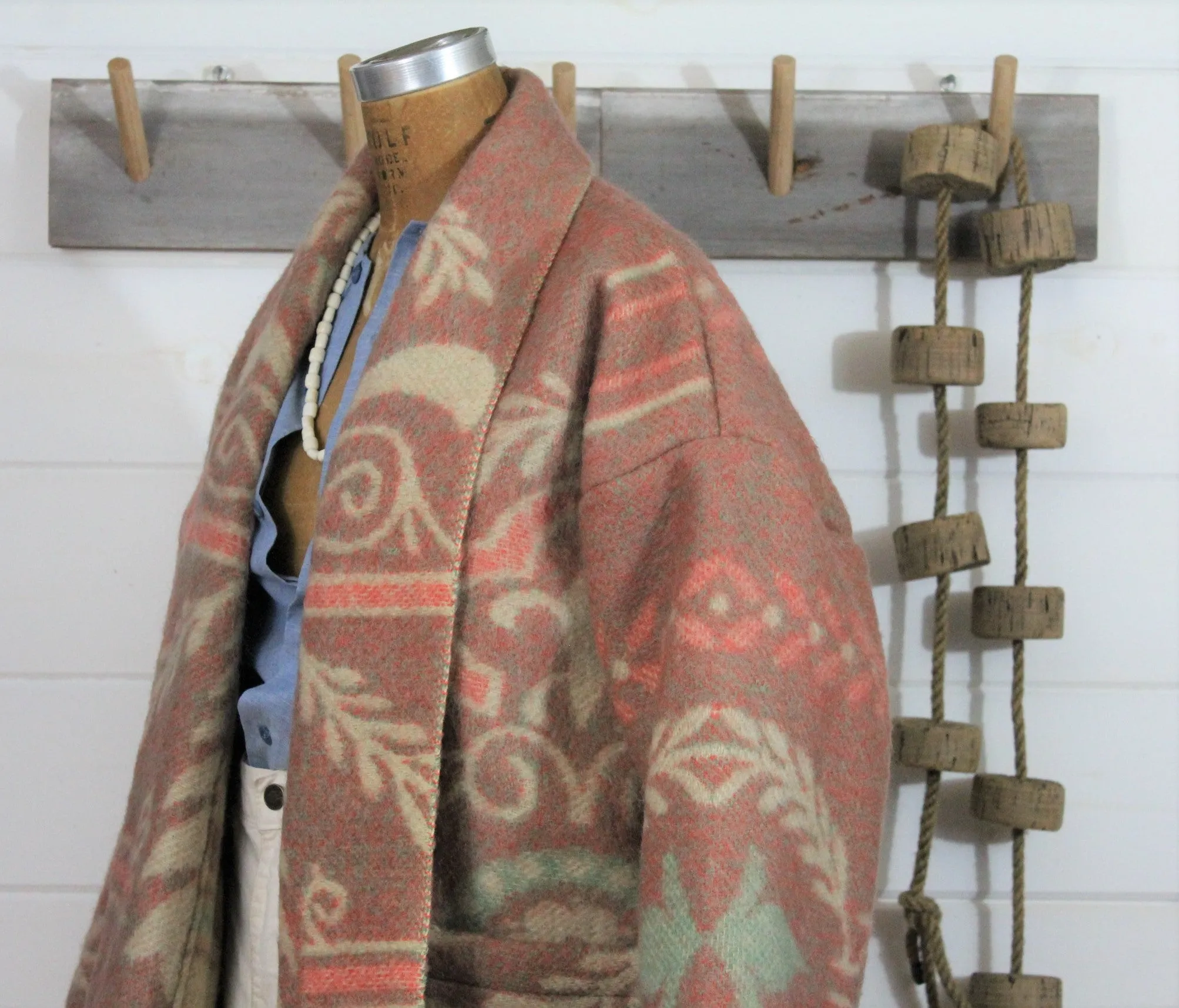 The Highlands Foundry Rose Floral Heritage Blanket Coat THF140