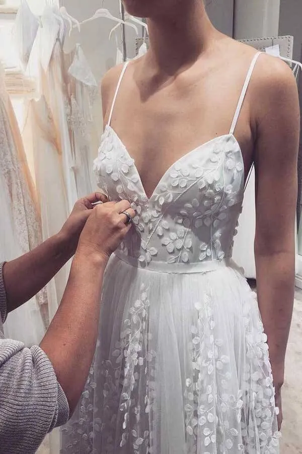 Tulle A-line Lace Appliqued Spaghetti Straps Wedding Dress, Wedding Gown, MW726