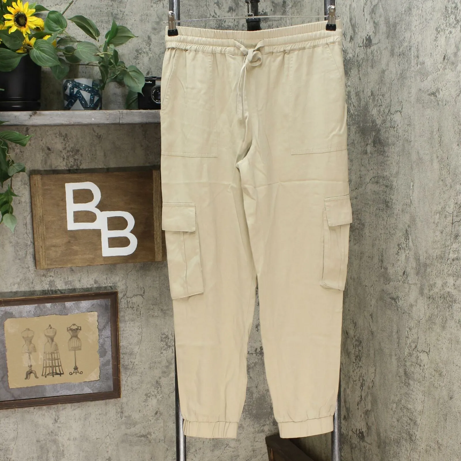 Vince Camuto Women's Drawstring Cargo Pants Khaki Small