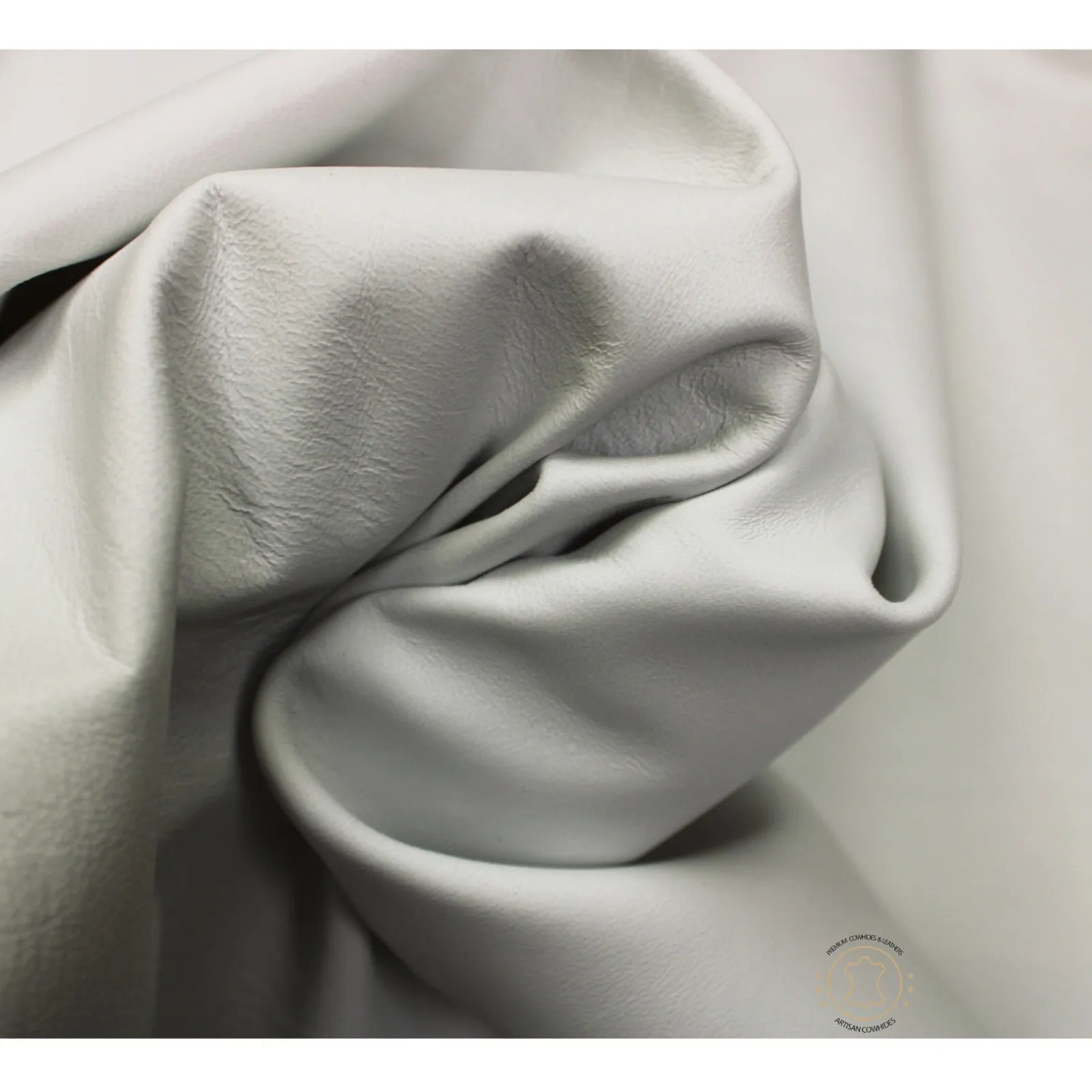 WHITE Lambskin Leather - Garment Leather Thickness: 0.8 -1.0 mm/ 2 - 2.5oz / Size 7 - 10 SqFt