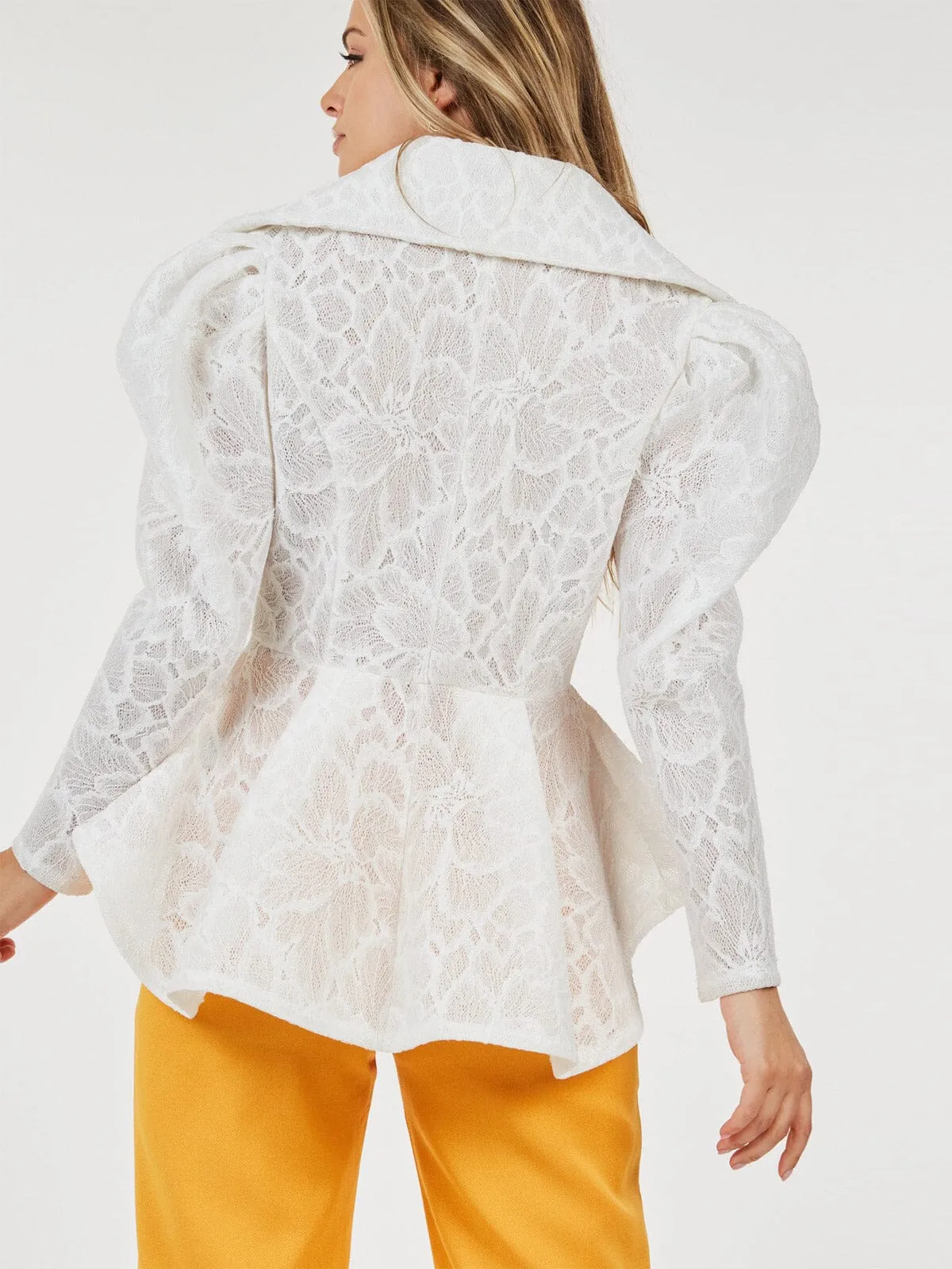 WOMEN'S LONG PUFF SLEEVE BUTTON CLOSURE HIGH-LOW BLAZER