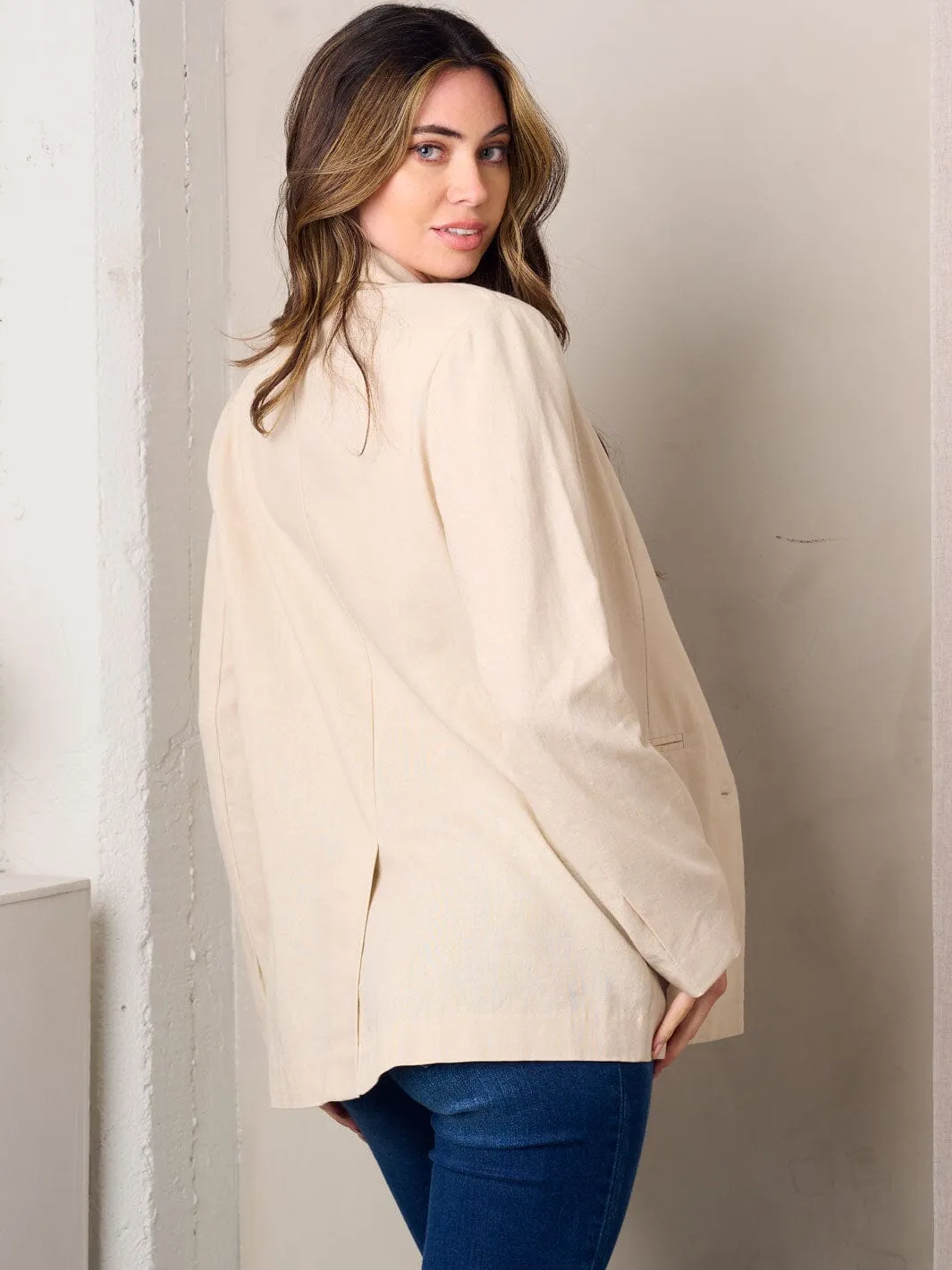 WOMEN'S LONG SLEEVE BUTTON CLOSURE BLAZER