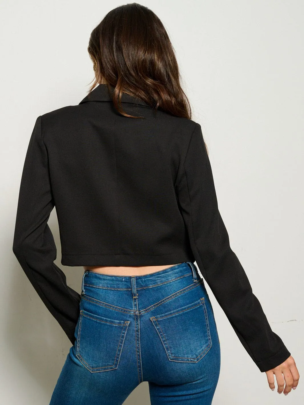 WOMEN'S LONG SLEEVE BUTTON CLOSURE BLAZER